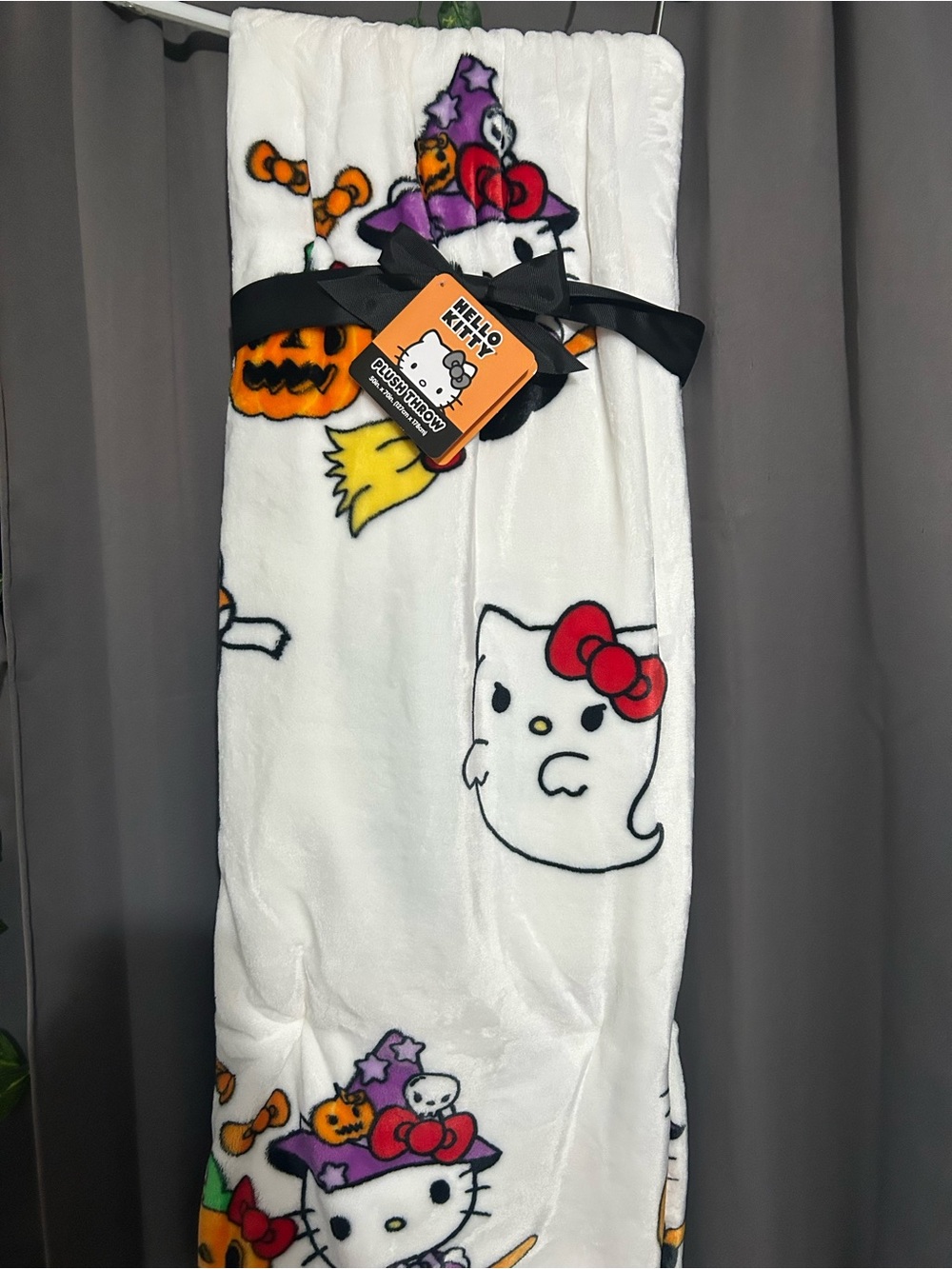 Hello Kitty Plush Throw - White with Orange, Yellow, Purple and Black Accents